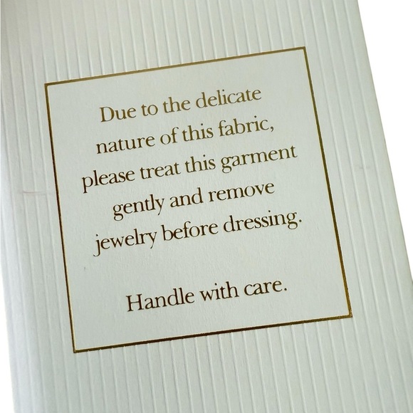 Mac Duggal 68276 Bubble Hem Square Neck Floral Puff Sleeve Hi-Lo Brocade Gown - Picture 12 of 16